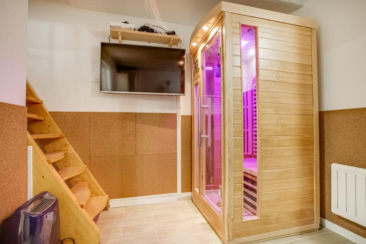Flat For 4 Located In The Heart Of Paris Paříž Exteriér fotografie